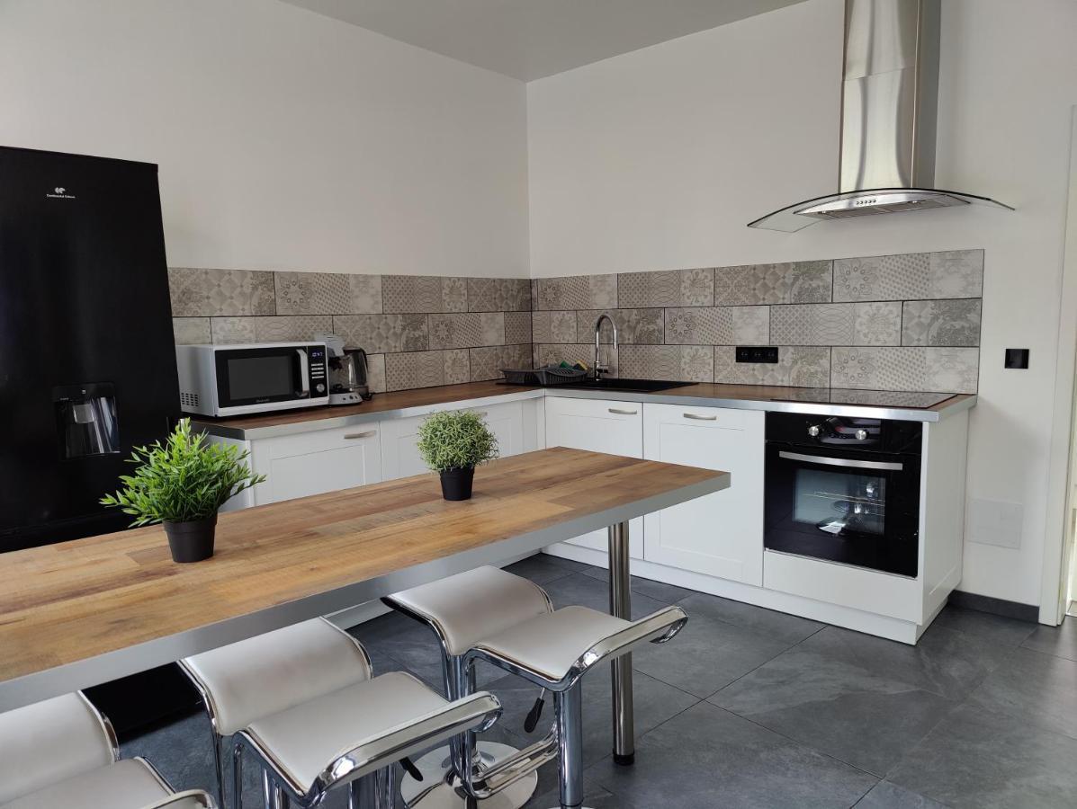 Le Purple, Appartement De Standing En Hypercentre แซร์กูมีนส์ ภายนอก รูปภาพ
